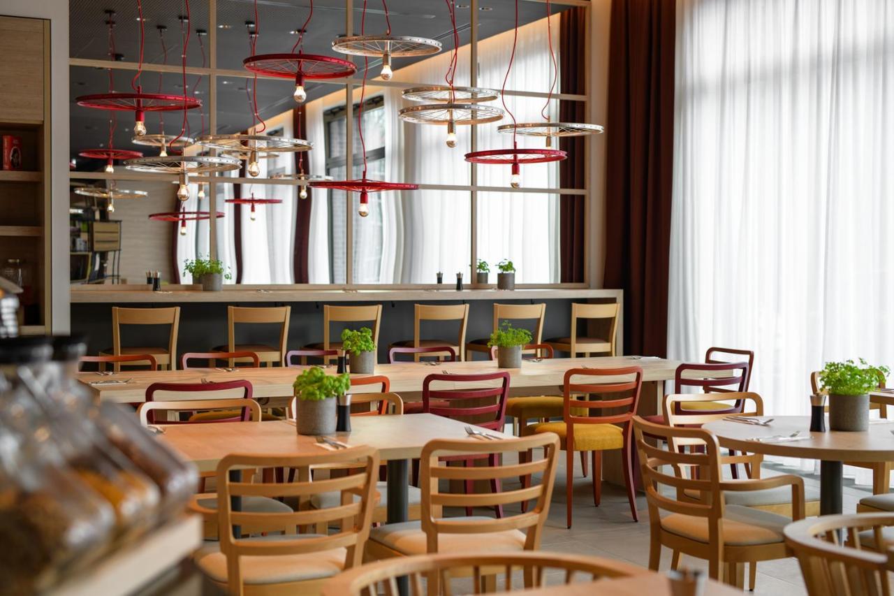 Intercityhotel Herford Exterior photo